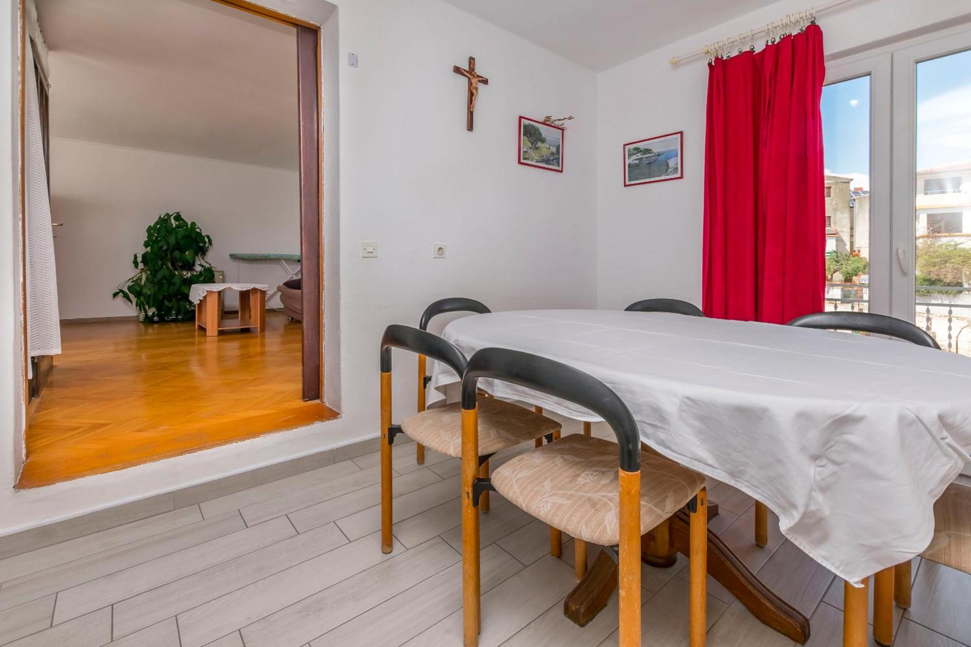 Apartment Jelena Primosten