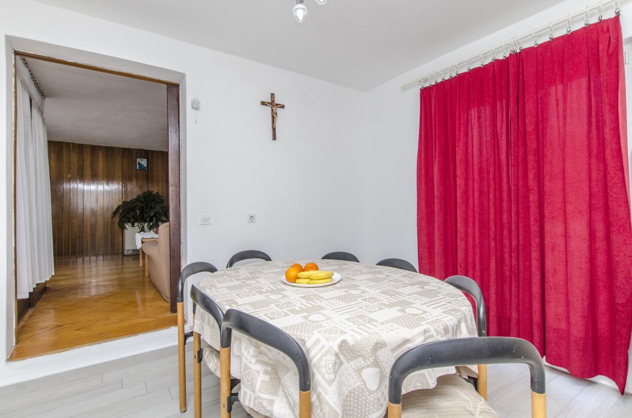 Apartment Jelena
